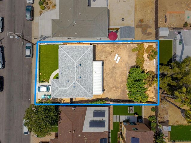 5205 Tipton St, San Diego, CA 92115