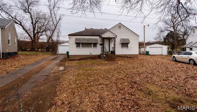 7401 Haywood Drive, Hanley Hills, MO 63133