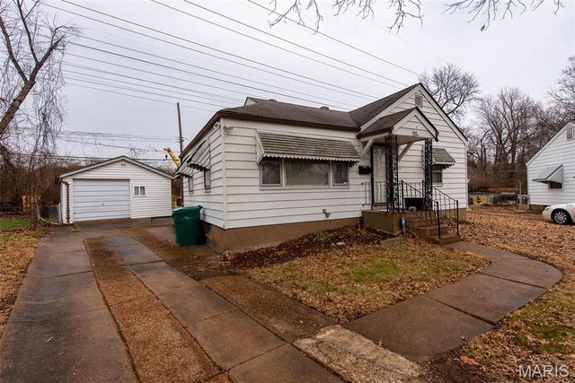 7401 Haywood Drive, Hanley Hills, MO 63133