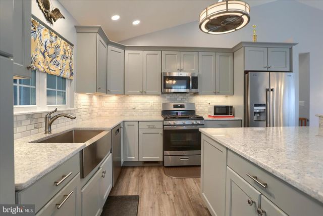 26 RYE LN, Palmyra, PA 17078