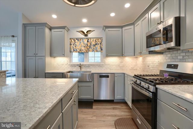 26 RYE LN, Palmyra, PA 17078