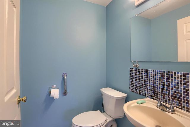 26 RYE LN, Palmyra, PA 17078