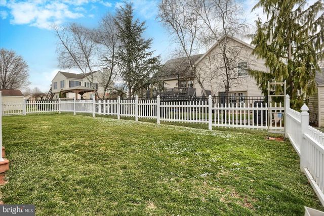 26 RYE LN, Palmyra, PA 17078