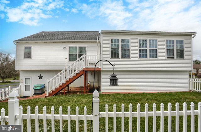 26 RYE LN, Palmyra, PA 17078