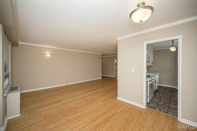 4466 W Pine Boulevard 2E, St Louis, MO 63108