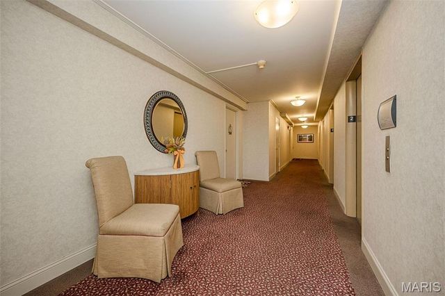 4466 W Pine Boulevard 2E, St Louis, MO 63108
