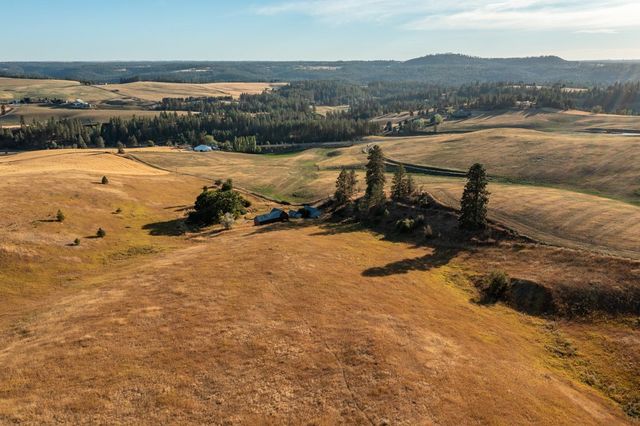 10900 S Silver Hill Rd, Spokane, WA 99223