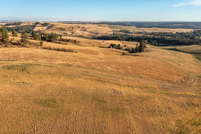 10900 S Silver Hill Rd, Spokane, WA 99223