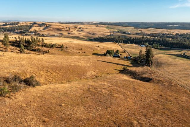 10900 S Silver Hill Rd, Spokane, WA 99223