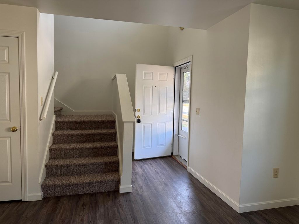 21 Guadalcanal Drive 21, Brunswick, ME 04011 — photo 3