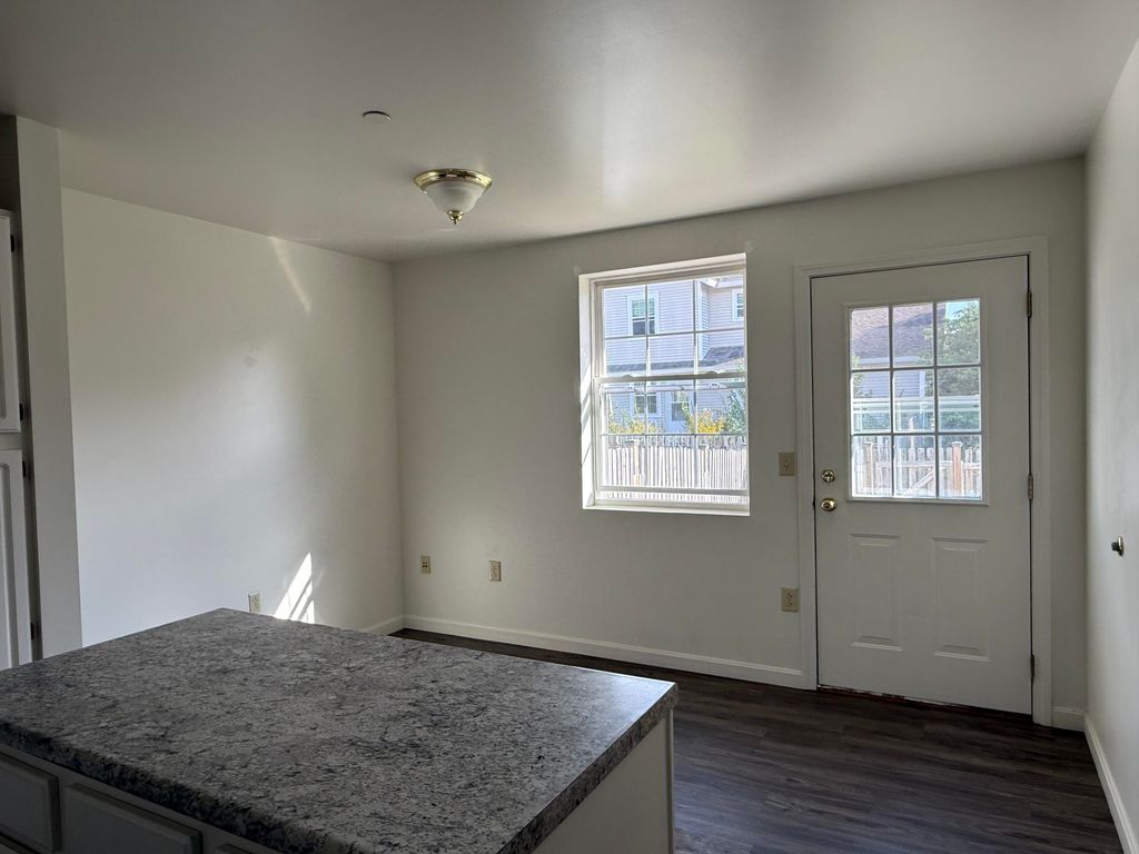 21 Guadalcanal Drive 21, Brunswick, ME 04011 — photo 4
