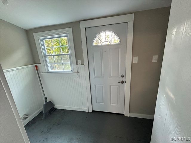 6039 Glenway Dr, Richmond, VA 23225