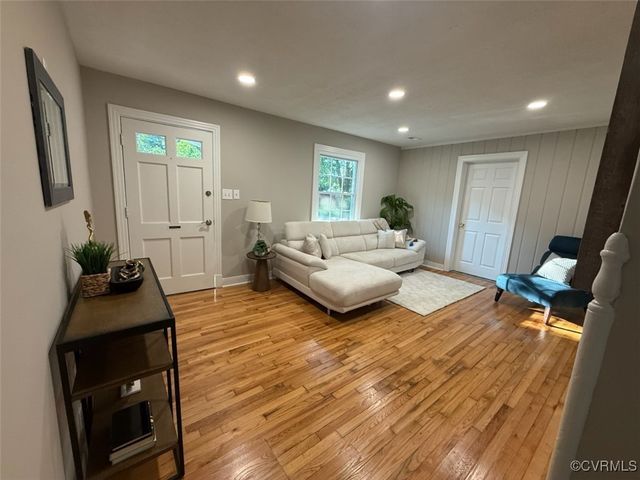 6039 Glenway Dr, Richmond, VA 23225