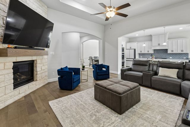 629 Singing Water Drive, Rockwall, TX 75087