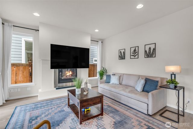 10822 17th Place SE, Lake Stevens, WA 98258