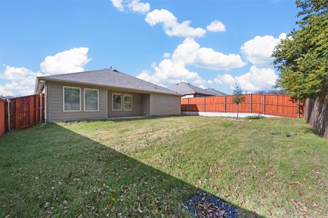 2313 N Montgomery Street, Sherman, TX 75090