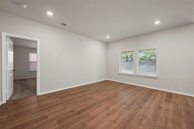 2313 N Montgomery Street, Sherman, TX 75090