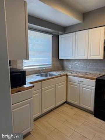 452 ACTON ST, Front Royal, VA 22630