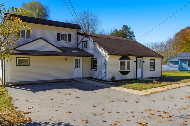 18 Pautipaug Hill Road, Sprague, CT 06330