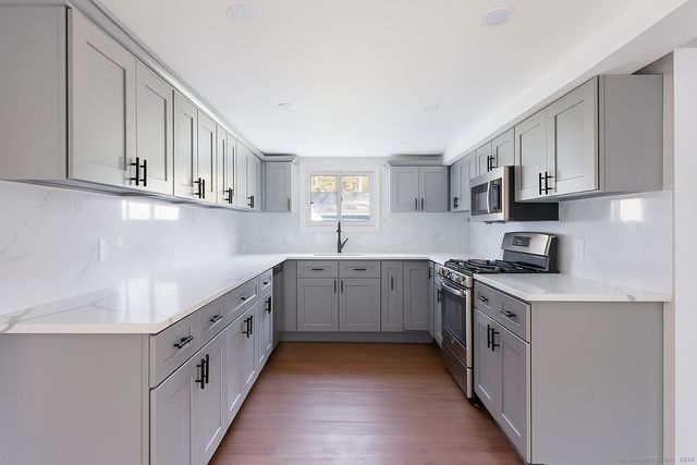 18 Pautipaug Hill Road, Sprague, CT 06330