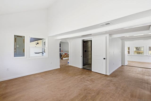 18 Pautipaug Hill Road, Sprague, CT 06330