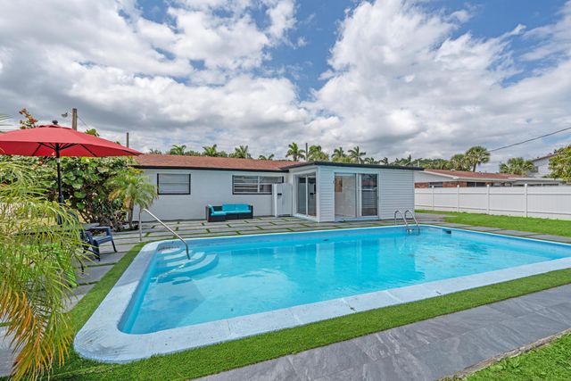 3700 N Australian Avenue, West Palm Beach, FL 33407