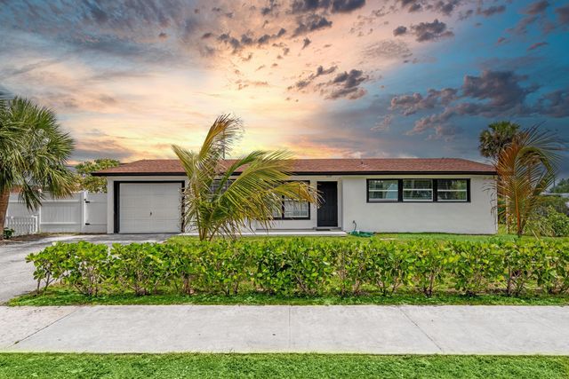 3700 N Australian Avenue, West Palm Beach, FL 33407