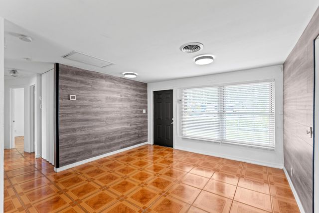 3700 N Australian Avenue, West Palm Beach, FL 33407