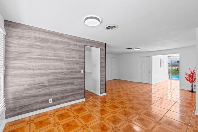 3700 N Australian Avenue, West Palm Beach, FL 33407