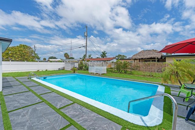 3700 N Australian Avenue, West Palm Beach, FL 33407