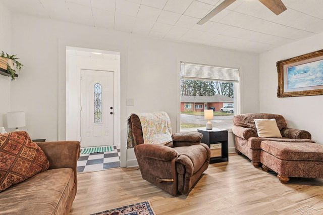 6264 Mckinley Street, Bridgeport, MI 48722