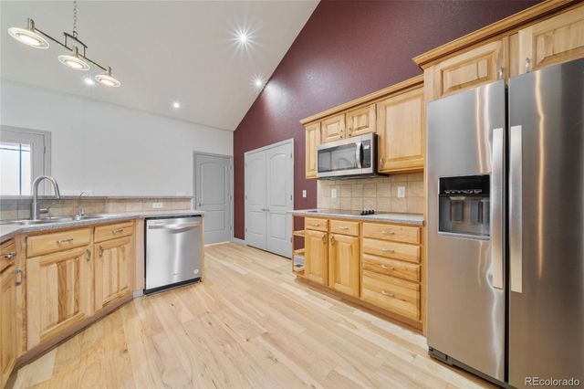 61 Lakeview Circle, Fort Morgan, CO 80701