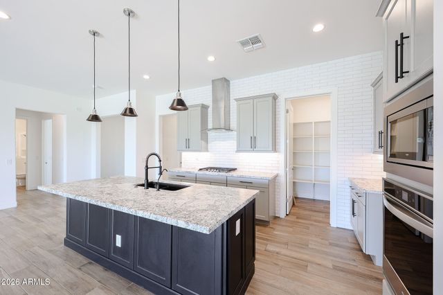 17383 W GUTHRIE Street, Surprise, AZ 85388