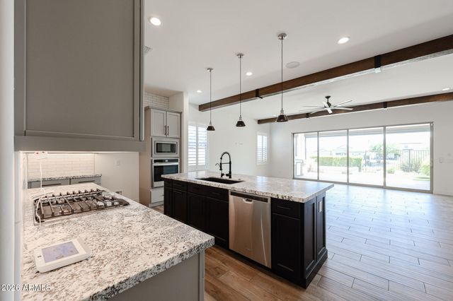 17383 W GUTHRIE Street, Surprise, AZ 85388