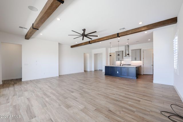 17383 W GUTHRIE Street, Surprise, AZ 85388