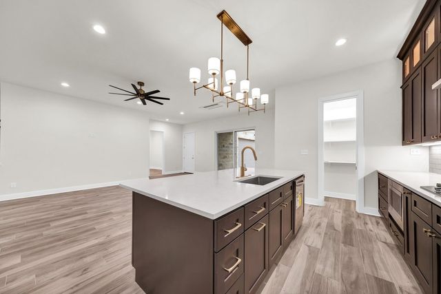 936 El Dorado Street, Weatherford, TX 76086