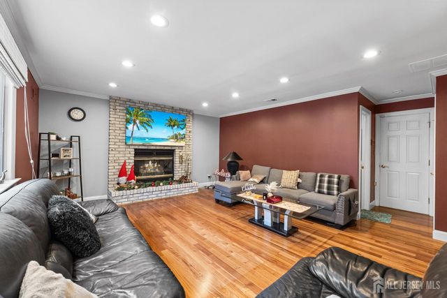 4 Old Bridge Plaza, Old Bridge, NJ 08857