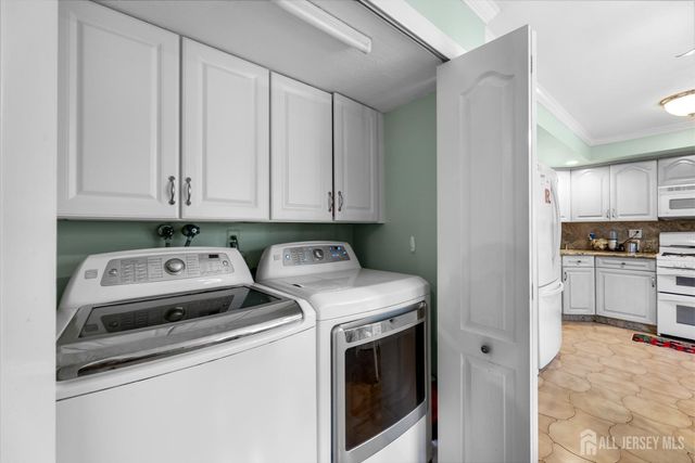 4 Old Bridge Plaza, Old Bridge, NJ 08857