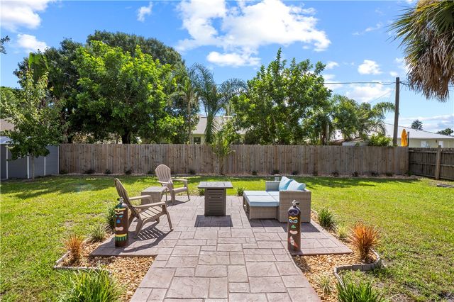 1382 Seahouse Street, Sebastian, FL 32958