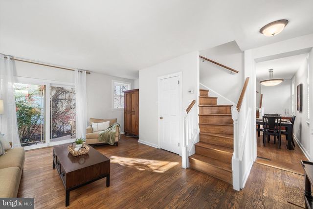 4 RAINEY CT, Philadelphia, PA 19103