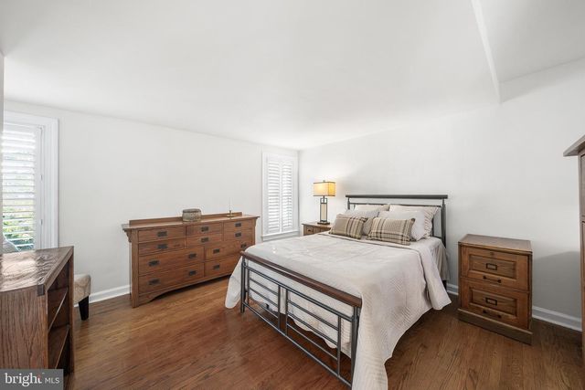 4 RAINEY CT, Philadelphia, PA 19103