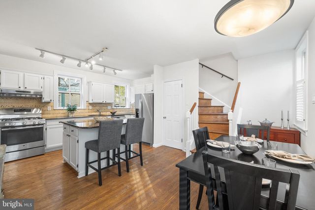 4 RAINEY CT, Philadelphia, PA 19103