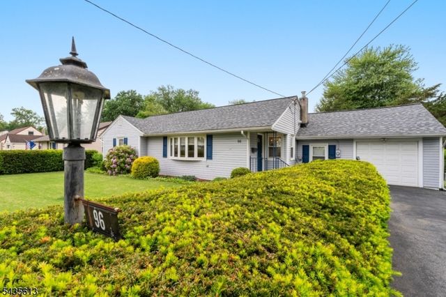 96 Comly Rd, Lincoln Park Boro, NJ 07035