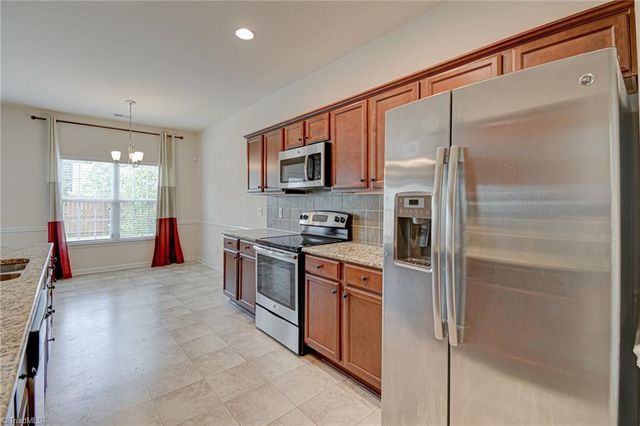 4936 Long Grove Drive, Kernersville, NC 27284
