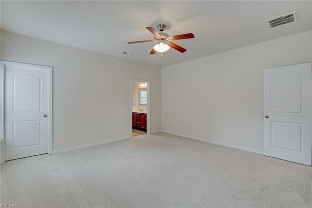 4936 Long Grove Drive, Kernersville, NC 27284
