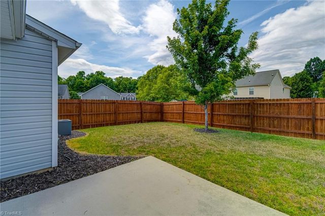 4936 Long Grove Drive, Kernersville, NC 27284