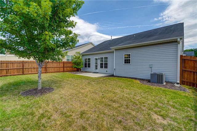 4936 Long Grove Drive, Kernersville, NC 27284