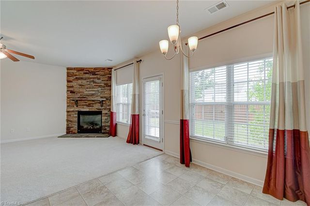 4936 Long Grove Drive, Kernersville, NC 27284