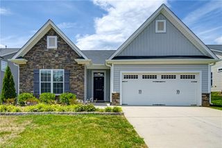 4936 Long Grove Drive, Kernersville, NC 27284