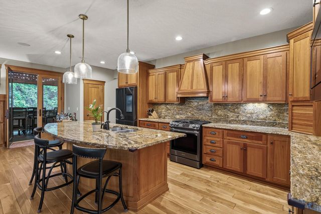 1360 Birch Park Circle, Saint Joseph Twp, WI 54082